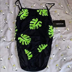 1 piece bathing suit